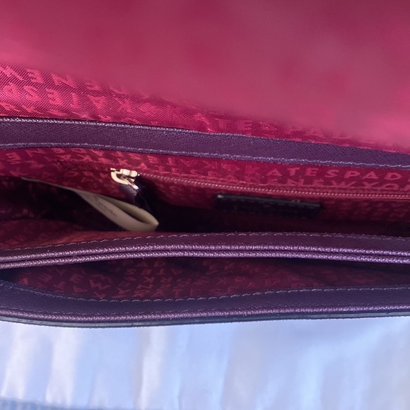 NWOT kate spade purse 2 sections plus zipper area inside - Picture 4 of 7